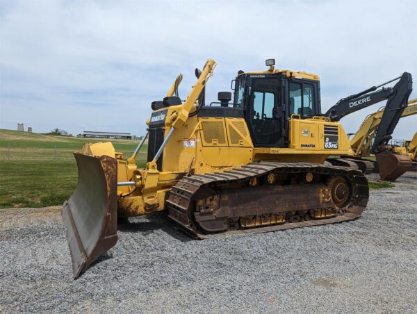 2015 Komatsu D65PXi-18